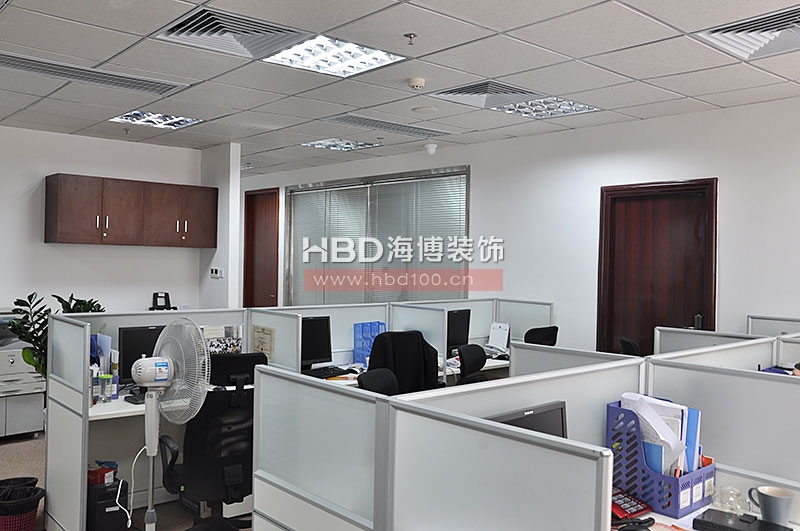 金融投資公司辦公室裝修設(shè)計.jpg